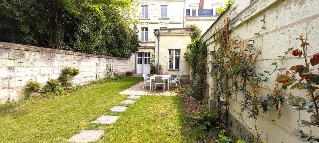Histoire De Loire - Rabelais Hotel Сомюр Екстериор снимка