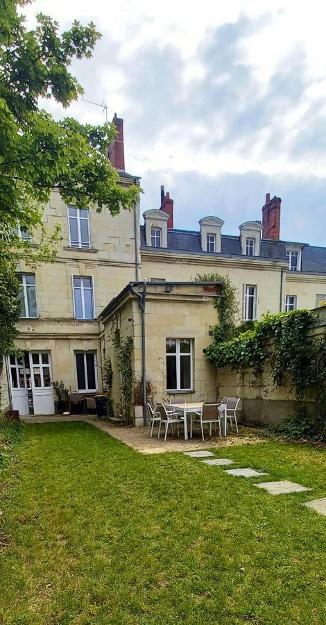 Histoire De Loire - Rabelais Hotel Сомюр Екстериор снимка